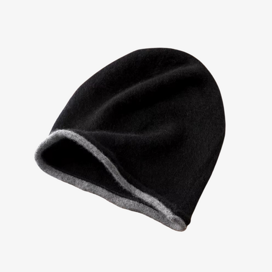 NATTSVART BEANIE MERINOULL